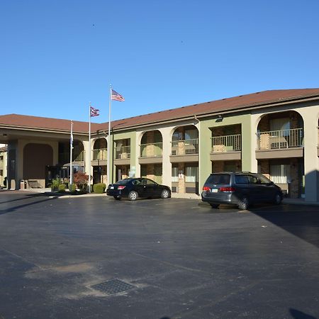 Best Western Executive Inn Grove City Exterior photo