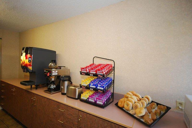 Best Western Executive Inn Grove City Restaurant photo